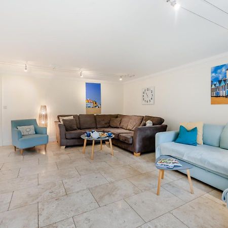 Camomile Cottage Friston Exterior photo