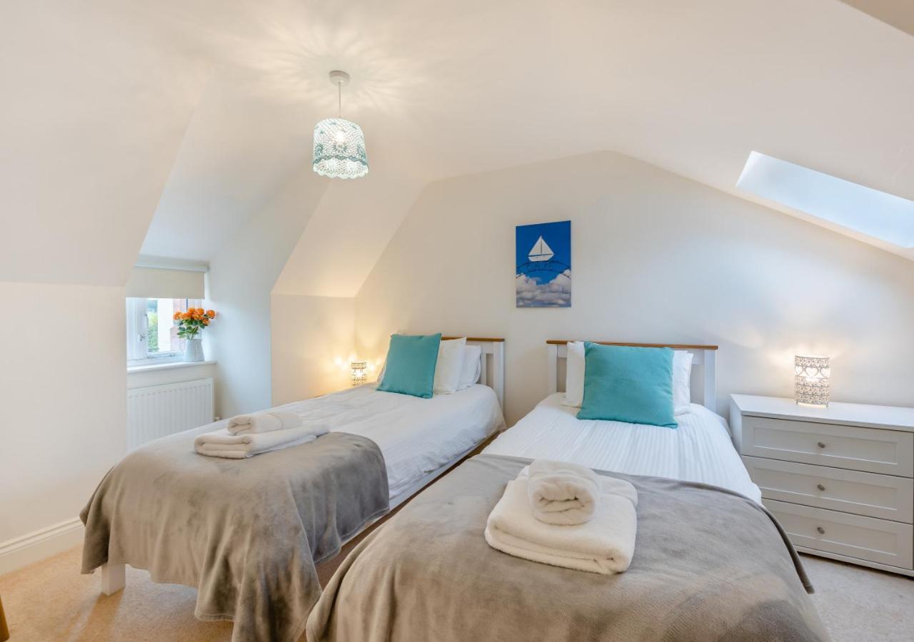 Camomile Cottage Friston Exterior photo